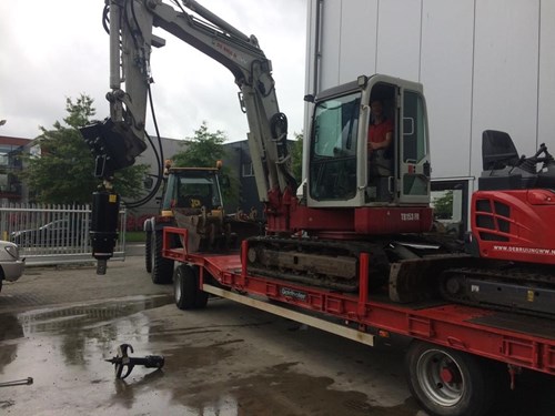 Auger Torque Grondboor met stobbenfrees